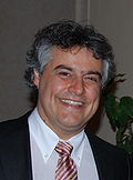 https://upload.wikimedia.org/wikipedia/commons/thumb/5/52/Maestro_Silvio_Barbato.jpg/120px-Maestro_Silvio_Barbato.jpg